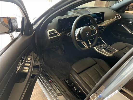 BMW-330e-2.0 16V TURBO HÍBRIDO M SPORT AUTOMÁTICO BMW-330e-2024
