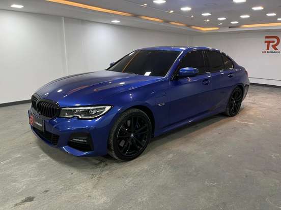 BMW-330e-2.0 16V TURBO HÍBRIDO M SPORT AUTOMÁTICO BMW-330e-2022
