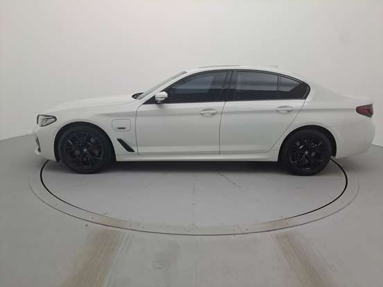BMW-530e-2.0 16V TWINPOWER HÍBRIDO M SPORT AUTOMÁTICO BMW-530e-2022