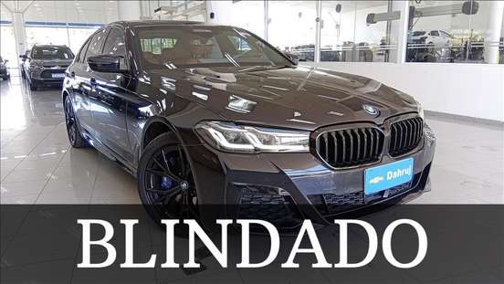 BMW-530e-2021