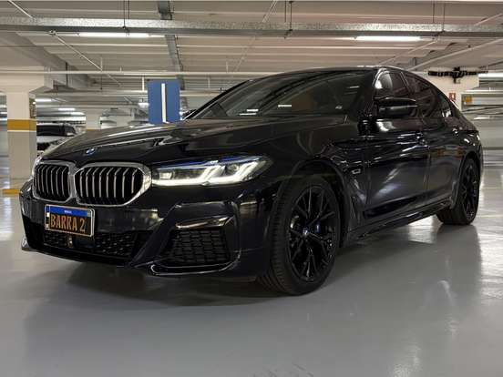 BMW-530e-2023