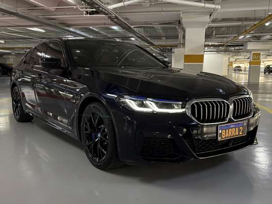 BMW-530e-2023