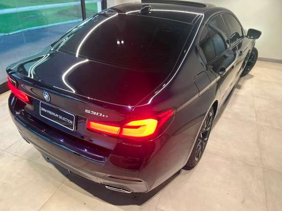 BMW-530e-2.0 16V TWINPOWER HÍBRIDO M SPORT AUTOMÁTICO BMW-530e-2023