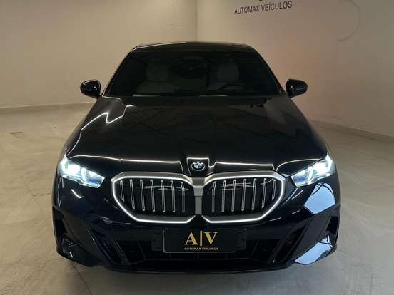BMW-530e-2.0 TWINPOWER PHEV M SPORT AUTOMÁTICO BMW-530e-2024