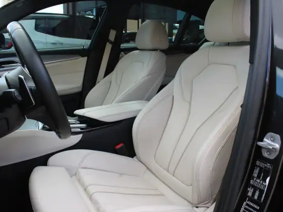 BMW-530i-2.0 16V TURBO GASOLINA M SPORT AUTOMÁTICO BMW-530i-2017