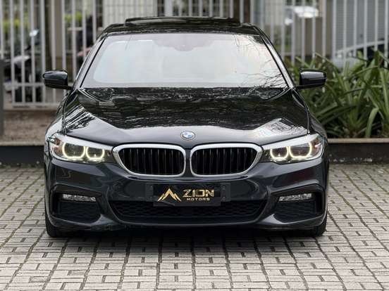 BMW-530i-2.0 16V TURBO GASOLINA M SPORT AUTOMÁTICO BMW-530i-2017