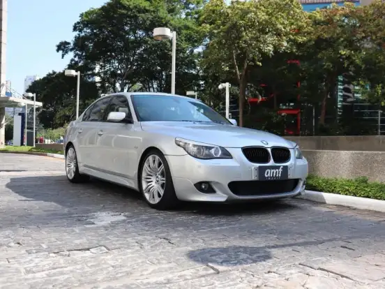 BMW-550i-4.8 SPORT SEDAN V8 32V GASOLINA 4P AUTOMÁTICO BMW-550i-2009