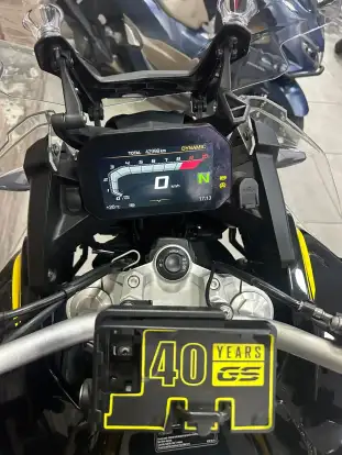 BMW-F 850 GS ADVENTURE PREMIUM-2021