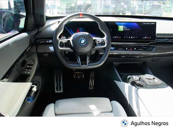 BMW-i5-ELÉTRICO XDRIVE60 M SPORT BMW-i5-2023