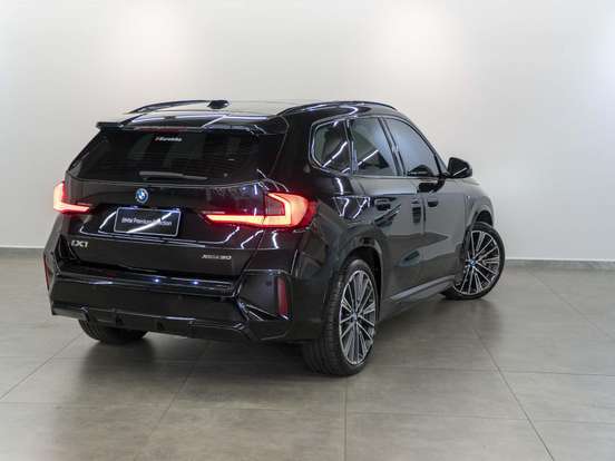 BMW-iX1-ELÉTRICO XDRIVE30 M SPORT BMW-iX1-2024
