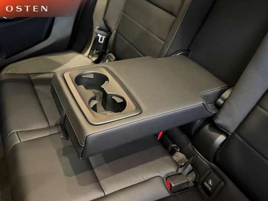 BMW-iX1-2025