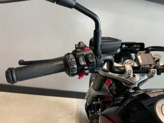 BMW-R 12 CRUISER-2024