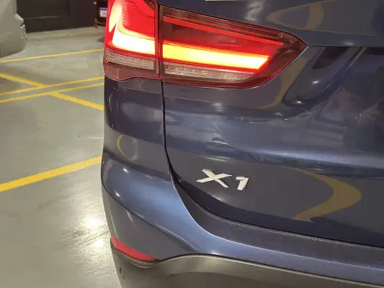 BMW-X1-2021