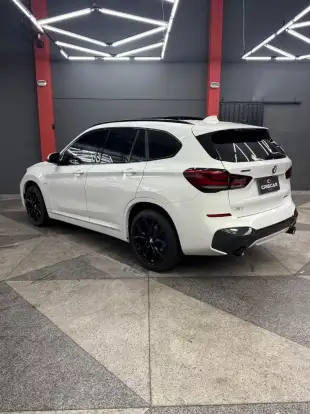 BMW-X1-2022