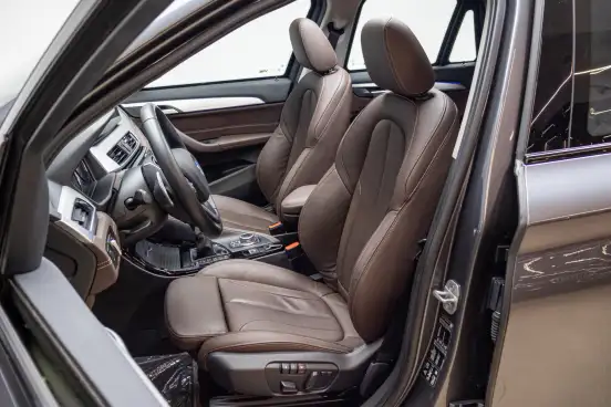 BMW-X1-2021