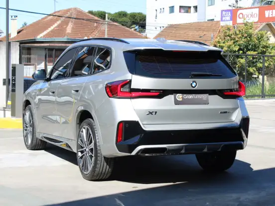 BMW-X1-2.0 16V TURBO GASOLINA SDRIVE20I M SPORT STEPTRONIC BMW-X1-2025