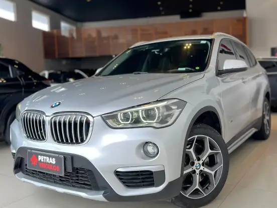 BMW-X1-2.0 16V TURBO GASOLINA SDRIVE20I X-LINE 4P AUTOMÁTICO BMW-X1-2016