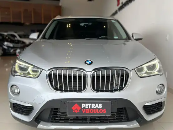 BMW-X1-2.0 16V TURBO GASOLINA SDRIVE20I X-LINE 4P AUTOMÁTICO BMW-X1-2016