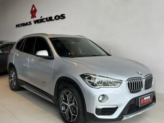 BMW-X1-2.0 16V TURBO GASOLINA SDRIVE20I X-LINE 4P AUTOMÁTICO BMW-X1-2016