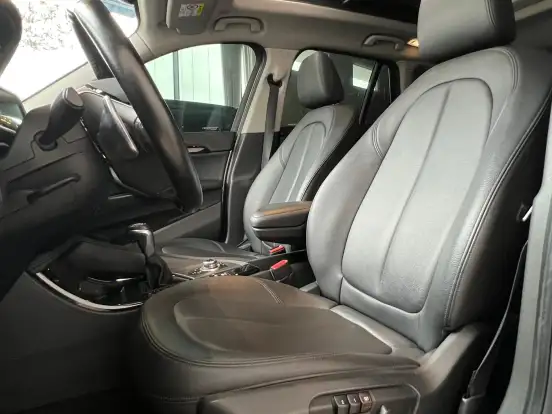 BMW-X1-2.0 16V TURBO GASOLINA SDRIVE20I X-LINE 4P AUTOMÁTICO BMW-X1-2016