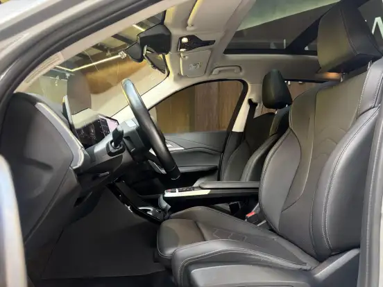 BMW-X1-2024