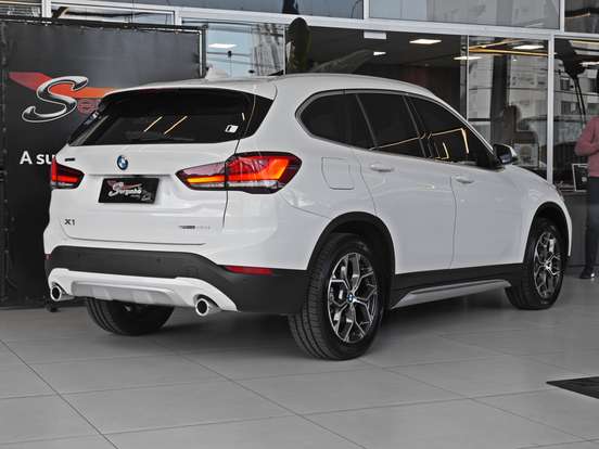 BMW-X1-2020