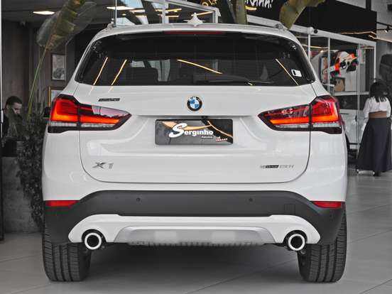BMW-X1-2.0 16V TURBO ACTIVEFLEX SDRIVE20I 4P AUTOMÁTICO BMW-X1-2020