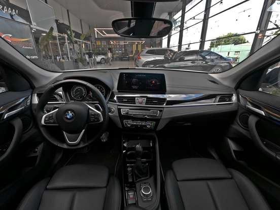 BMW-X1-2.0 16V TURBO ACTIVEFLEX SDRIVE20I 4P AUTOMÁTICO BMW-X1-2020
