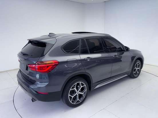 BMW-X1-2.0 16V TURBO ACTIVEFLEX SDRIVE20I X-LINE 4P AUTOMÁTICO BMW-X1-2019