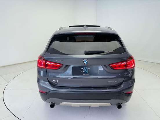 BMW-X1-2.0 16V TURBO ACTIVEFLEX SDRIVE20I X-LINE 4P AUTOMÁTICO BMW-X1-2019