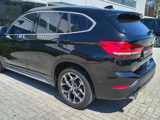 BMW-X1-2.0 16V TURBO ACTIVEFLEX SDRIVE20I X-LINE 4P AUTOMÁTICO BMW-X1-2021
