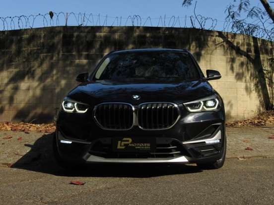 BMW-X1-2.0 16V TURBO ACTIVEFLEX SDRIVE20I X-LINE 4P AUTOMÁTICO BMW-X1-2020