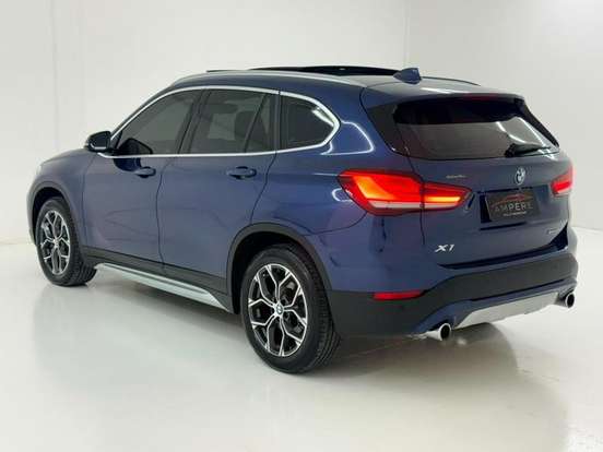 BMW-X1-2021