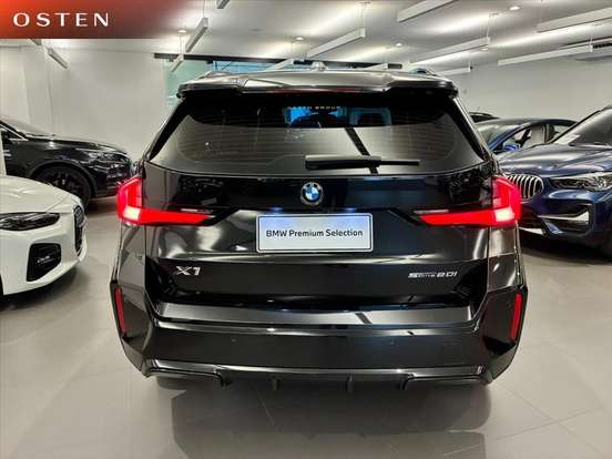 BMW-X1-2024