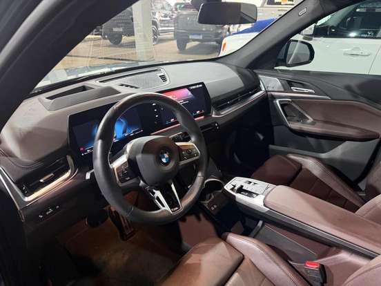 BMW-X1-2024