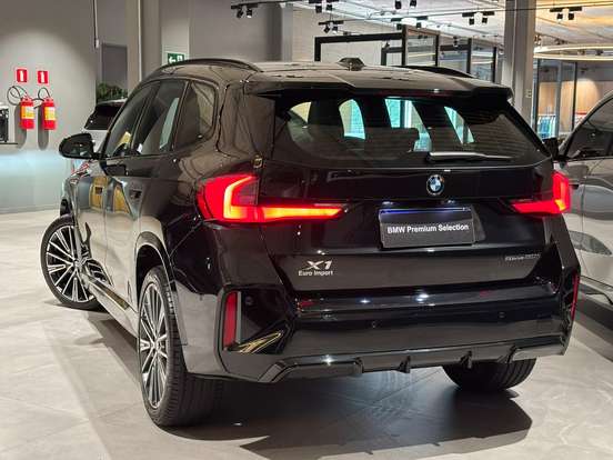 BMW-X1-2025