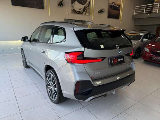 BMW-X1-2.0 16V TURBO GASOLINA SDRIVE20I M SPORT STEPTRONIC BMW-X1-2023