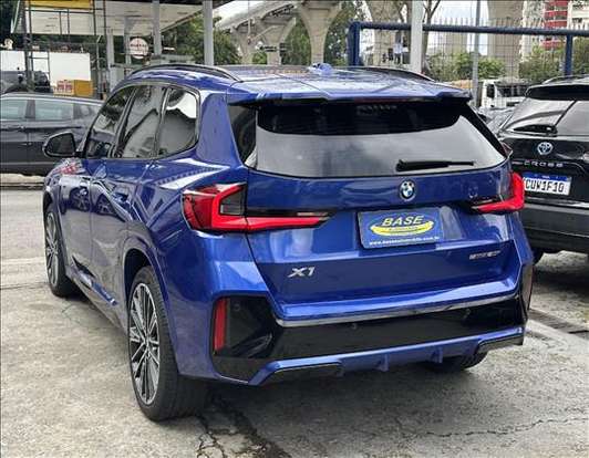 BMW-X1-2025