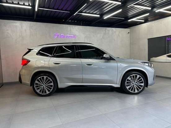 BMW-X1-2025