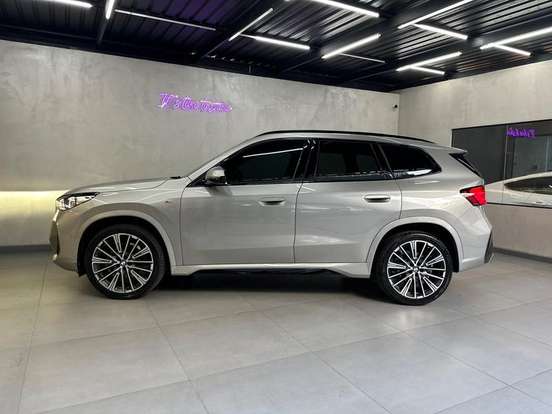 BMW-X1-2025