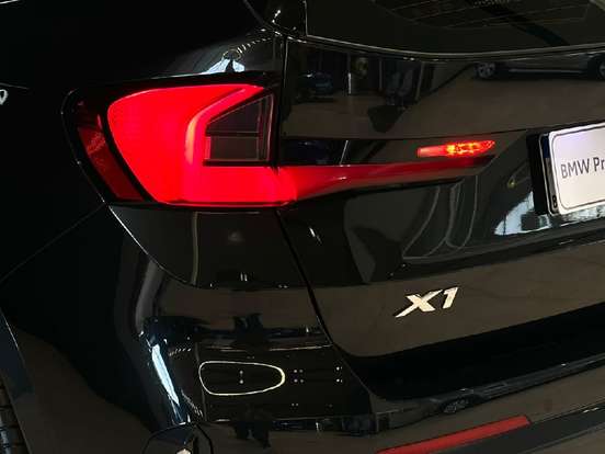 BMW-X1-2023