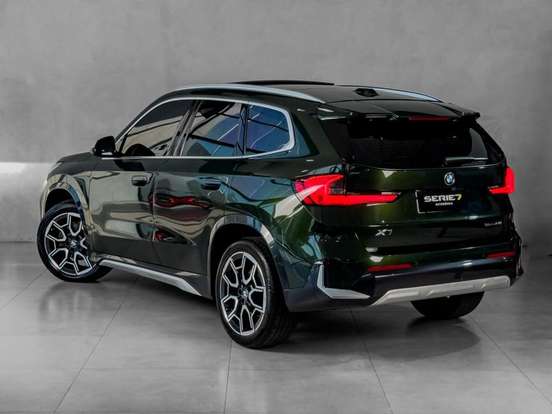 BMW-X1-2.0 16V TURBO GASOLINA SDRIVE20I X-LINE STEPTRONIC BMW-X1-2022