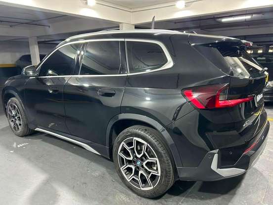 BMW-X1-2.0 16V TURBO GASOLINA SDRIVE20I X-LINE STEPTRONIC BMW-X1-2025