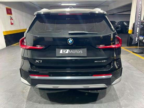 BMW-X1-2.0 16V TURBO GASOLINA SDRIVE20I X-LINE STEPTRONIC BMW-X1-2025
