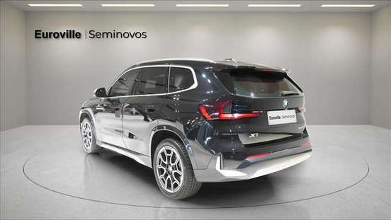 BMW-X1-2023