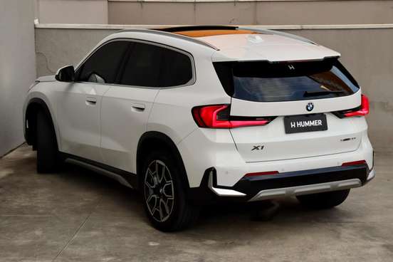 BMW-X1-2025