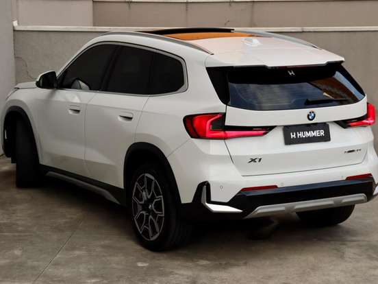 BMW-X1-2.0 16V TURBO GASOLINA SDRIVE20I X-LINE STEPTRONIC BMW-X1-2025