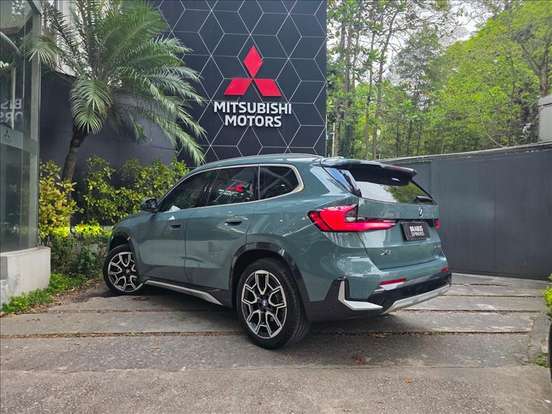 BMW-X1-2024