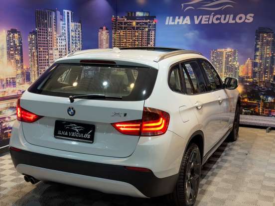 BMW-X1-3.0 28I 4X4 24V GASOLINA 4P AUTOMÁTICO BMW-X1-2010