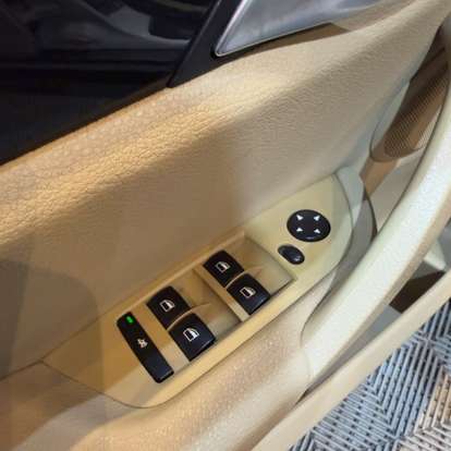 BMW-X1-2010